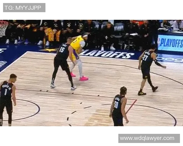 03年湖人对决掘金的经典战役回顾与精彩瞬间分析 03年湖人对决掘金的经典战役回顾与精彩瞬间分析