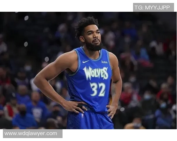 卡尔安东尼唐斯在NBA赛场上的成长与挑战分析 卡尔安东尼唐斯在NBA赛场上的成长与挑战分析