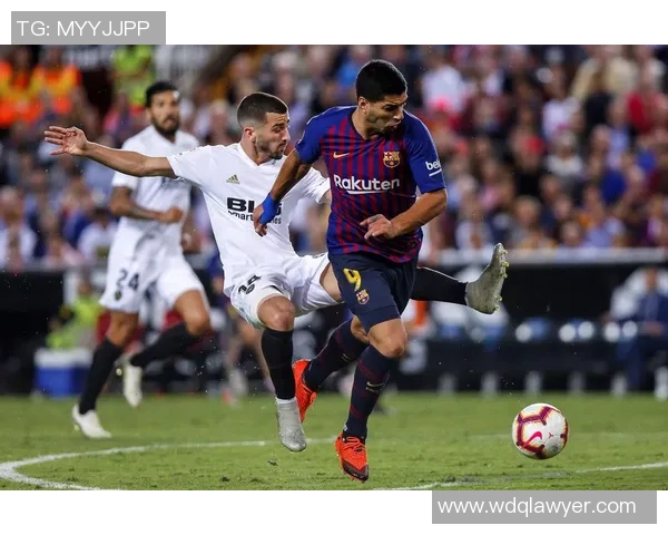 巴萨与瓦伦西亚全场精彩对决回顾及赛后分析 巴萨与瓦伦西亚全场精彩对决回顾及赛后分析