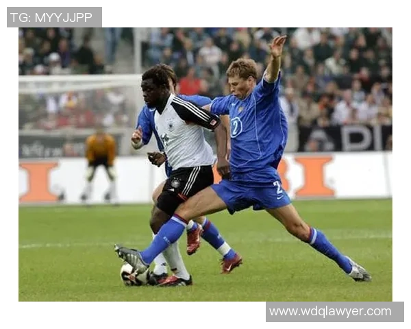 德国与俄罗斯足球对决精彩视频直播全程回顾与分析 德国与俄罗斯足球对决精彩视频直播全程回顾与分析