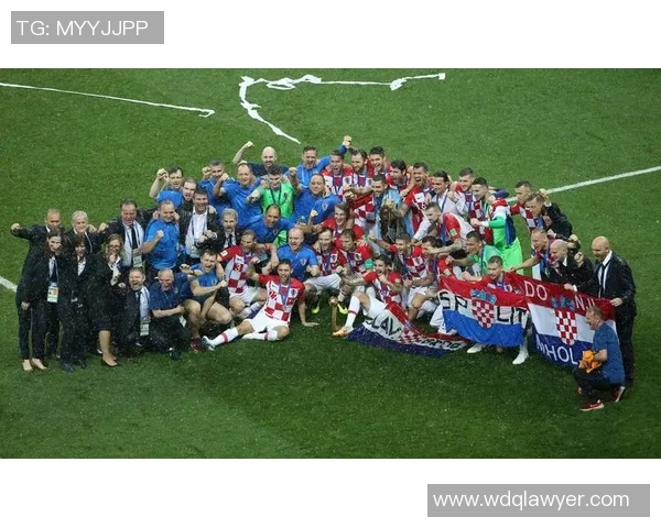 曼城与热刺精彩集锦回顾激情对决瞬间与精彩进球分析 曼城与热刺精彩集锦回顾激情对决瞬间与精彩进球分析